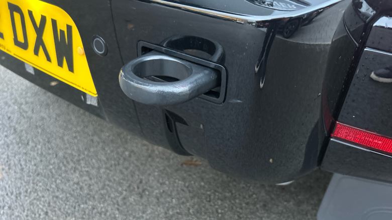 Land Rover Defender 3.0 D250 X-Dynamic SE 90 3dr Auto Diesel Estate